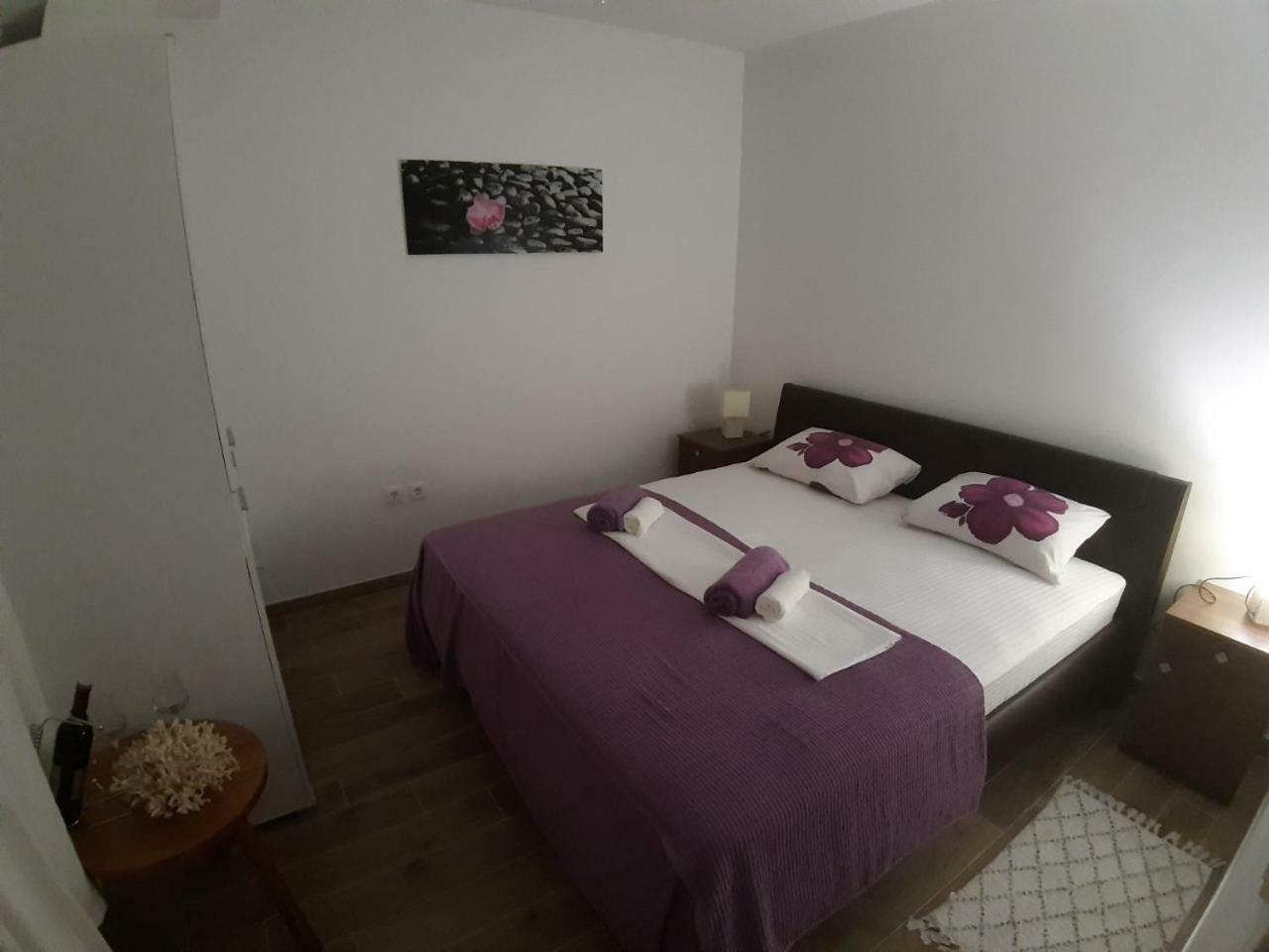 Lanelu Apartman Rogoznica  Exterior foto